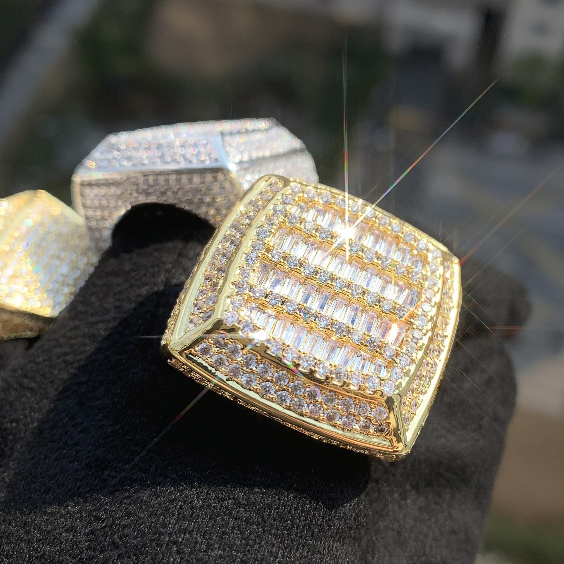 The Championship Drip Iced-Out Ring【A15】
