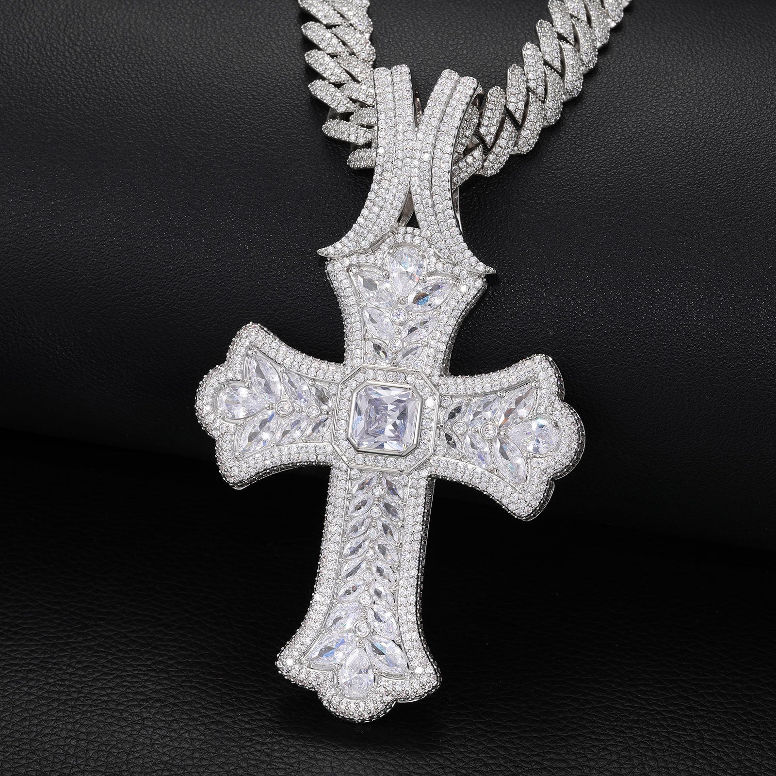Regal Iced-Out Cross Pendant & Chain Set【A46】