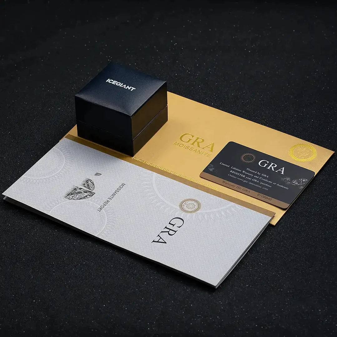 Solitaire Halo Ring with Side Diamonds