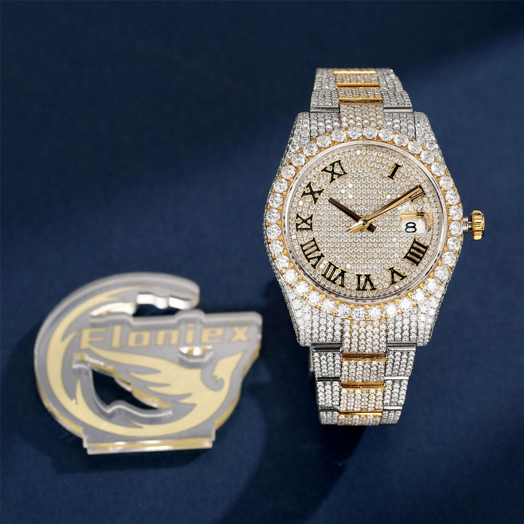 Moissanite semua berlian yang mempesonakan adalah berasaskan kualiti tinggi. Corak dan tekstur tersuai dicipta dengan ketukangan yang indah untuk memaparkan kecemerlangan hebat yang hanya milik anda.