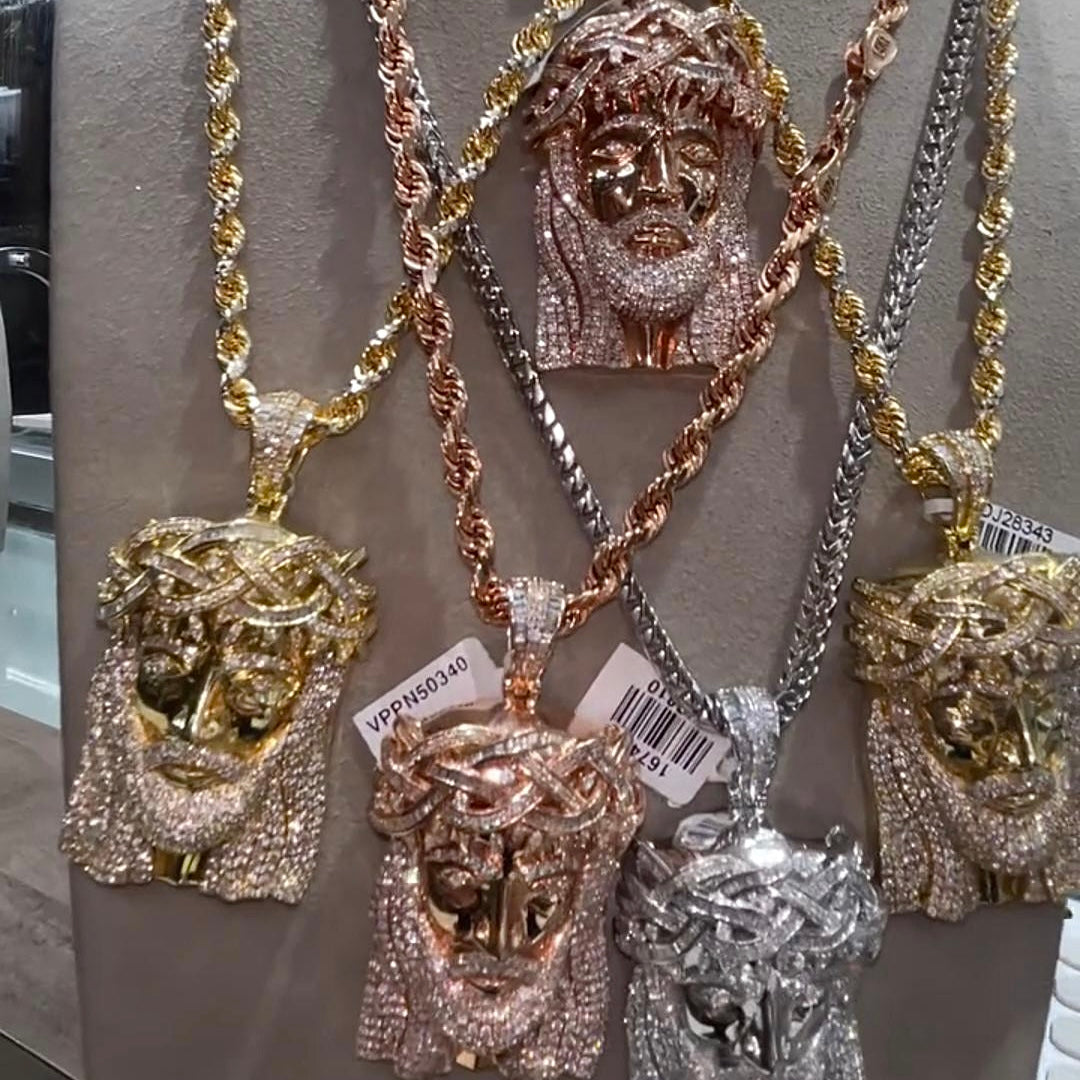 Moissanite Exquisite Luxury Jesus Figure Pendant