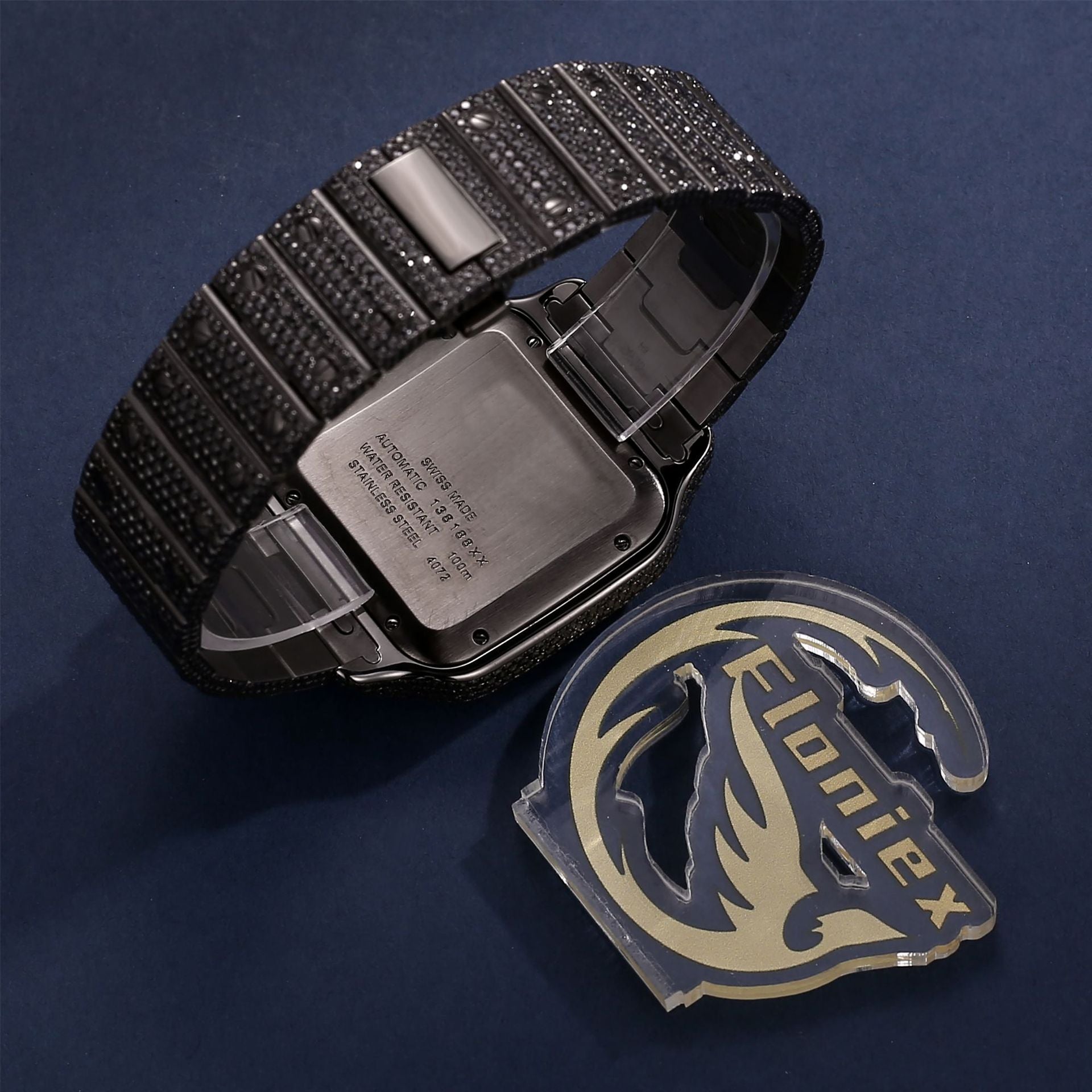 Moissanite yang elegan dengan berlian adalah pilihan modis yang cocok untuk berbagai gaya. Mendukung eksklusivitas yang disesuaikan, memadukan kualitas tinggi dan inovasi untuk memberi Anda pengalaman pemakaian yang unik.