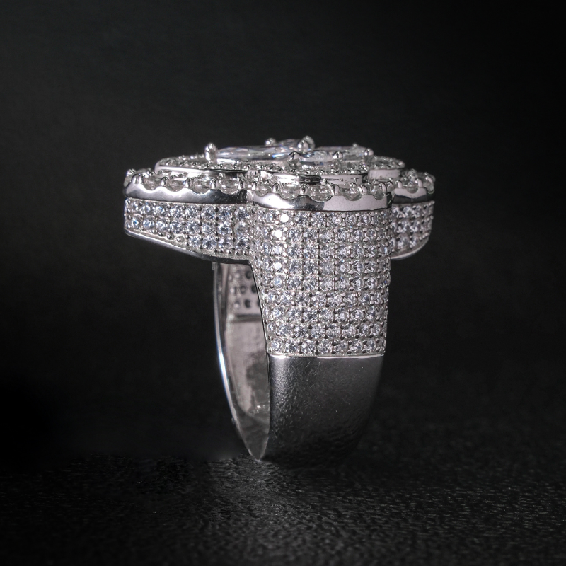 Moissanite Luxury Shaped Clovers Ring