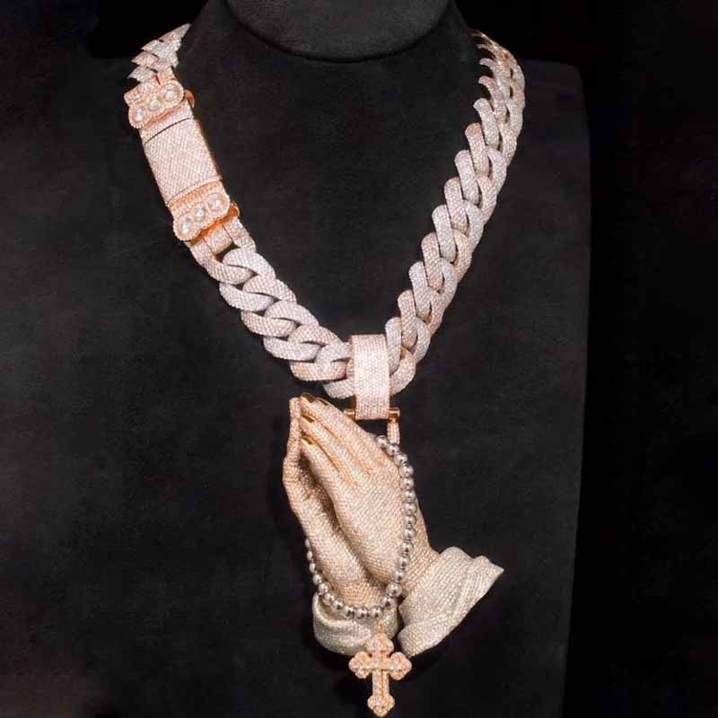 Street Style | Praying Hands Cross Pendant