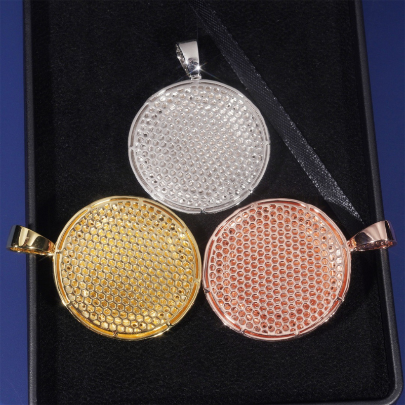 Moissanite Disc Custom Photo Commemorative Pendant