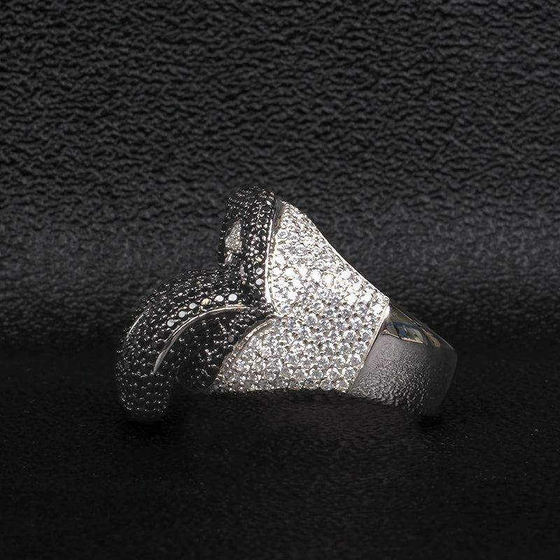 Hip Hop | "Tongue-out" Ring