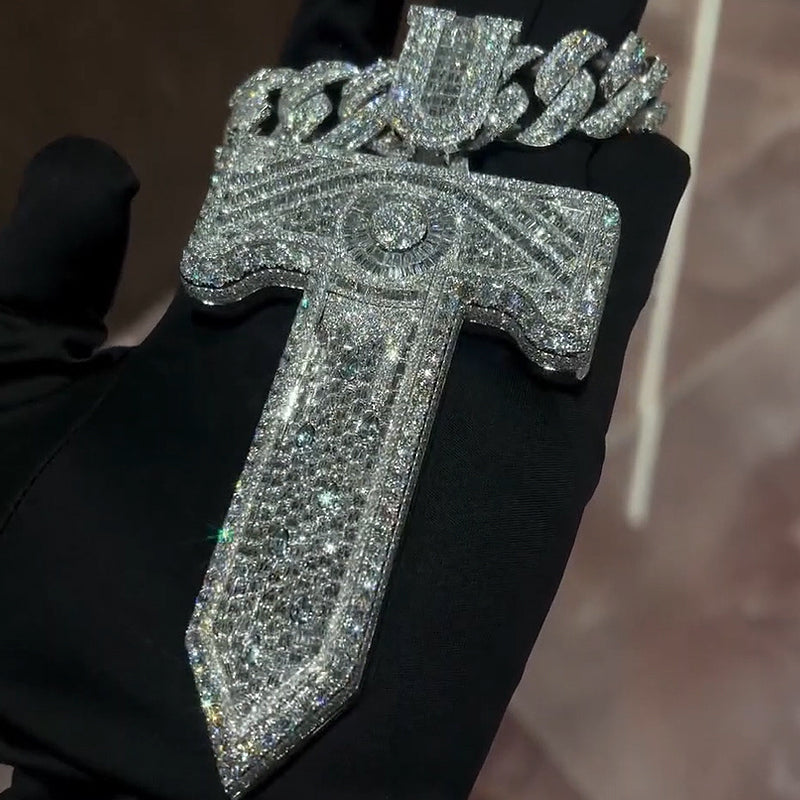 Moissanite T Letter Diamond Pendant（In stock）