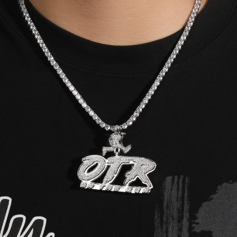 Moissanite Running "OTR" Letters Fashion New Pendant