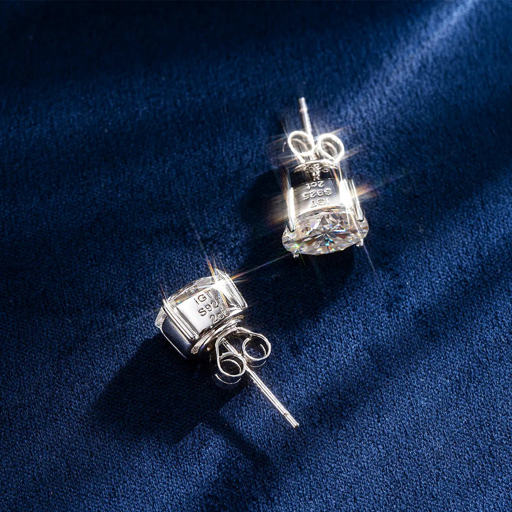 S925 VVS1 Moissanite Oval Cut Stud Earrings