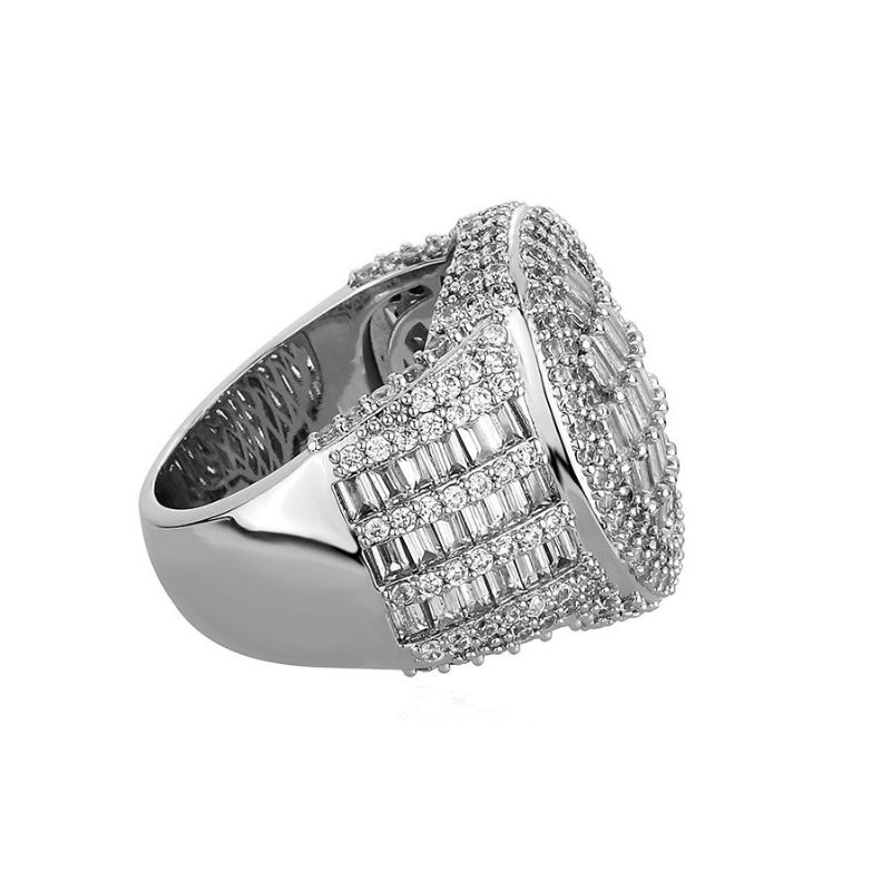 Moissanite Trendtide Trapezoid Square Diamond Close Disc Ring