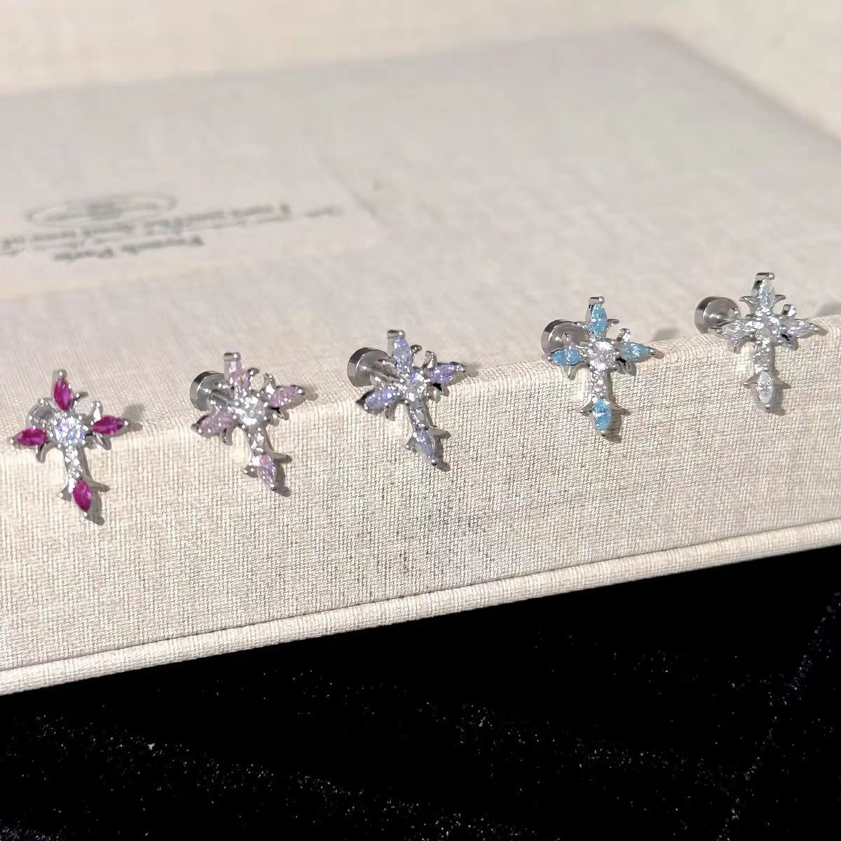 Sterling Silver Floral Cross Bullet Back Earring【A pair of earrings】