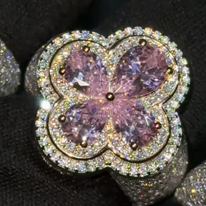 Moissanite Clovers Three-Dimensional Ring