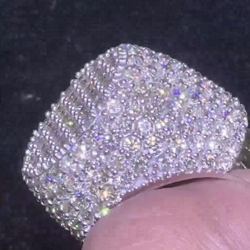 Moissanite Three-dimensional Oval Diamond Ring