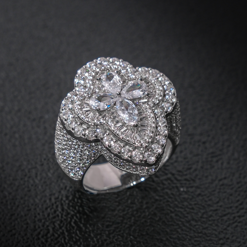 Moissanite Luxury Shaped Clovers Ring