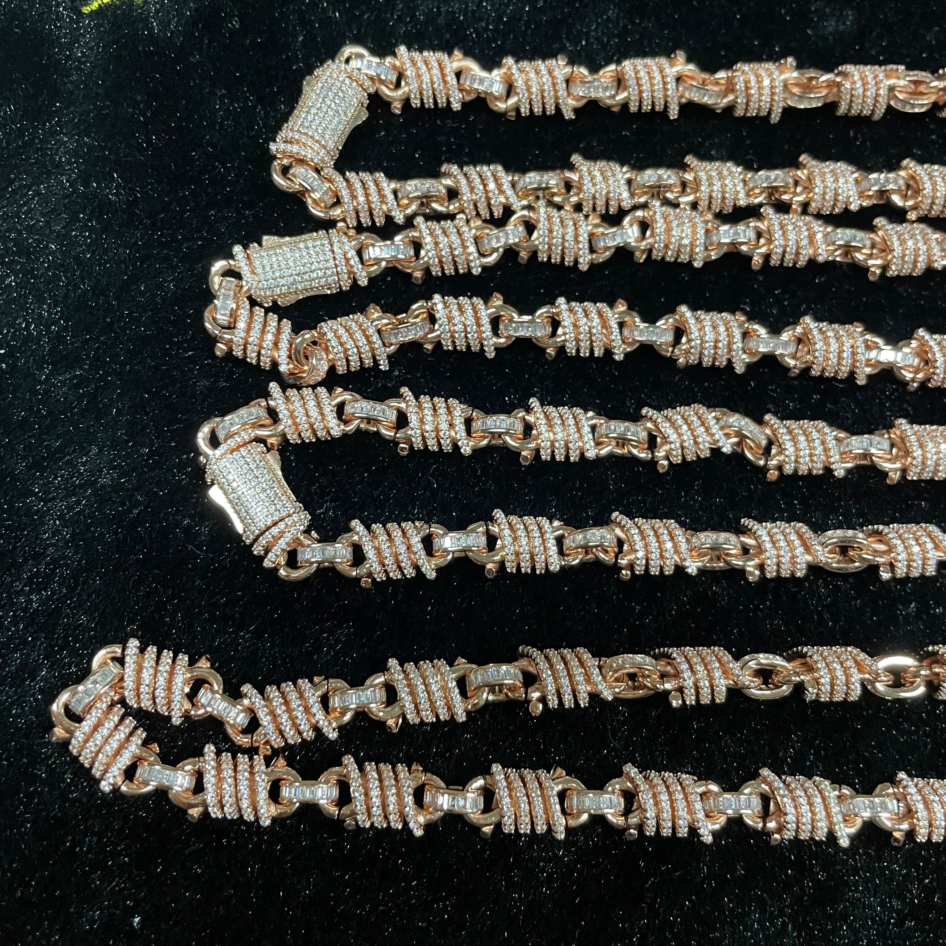 Moissanite Around Oval Spiral Design Sense Chain