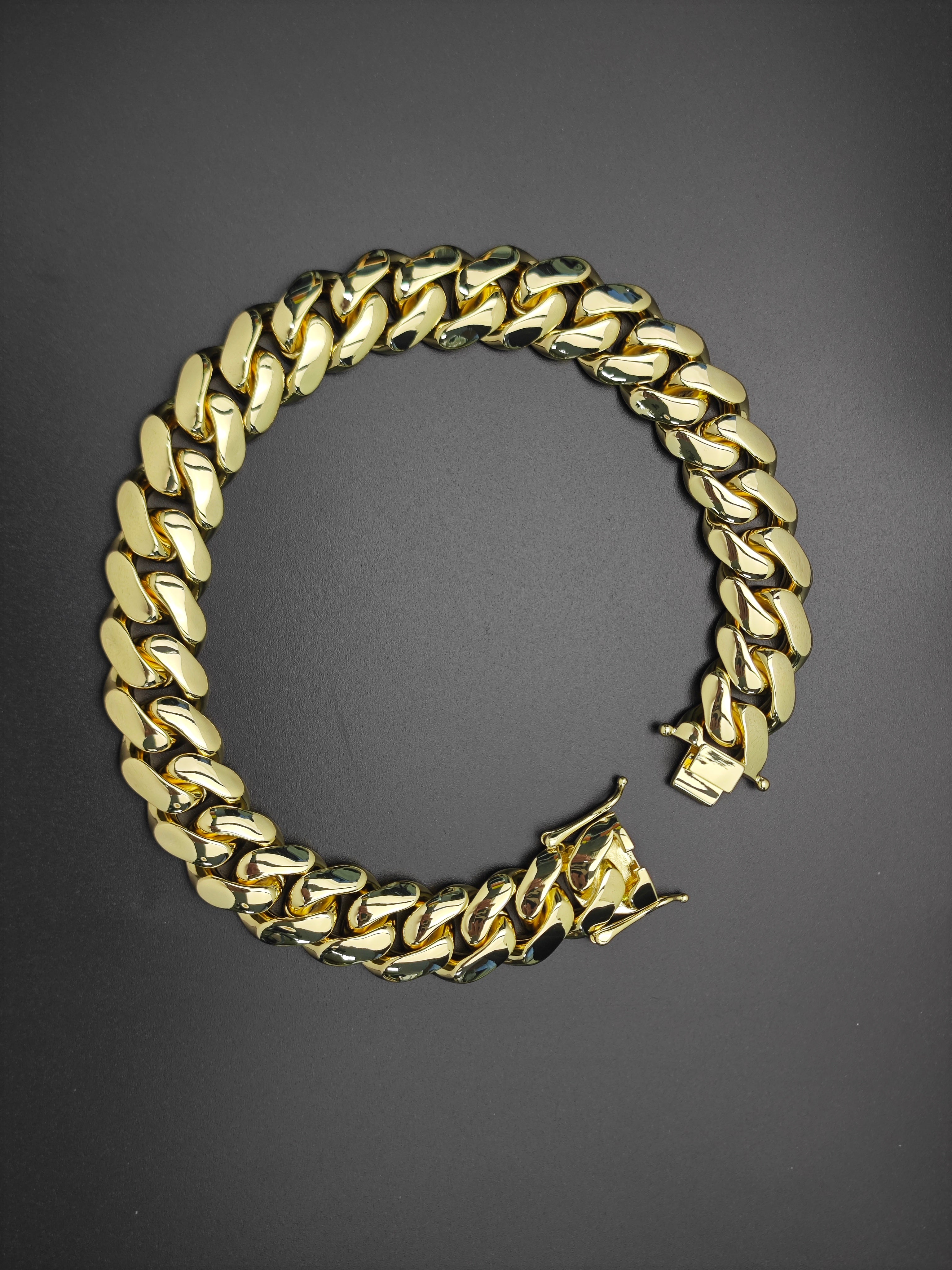 22mm Miami Cuban Link Chain Bracelet in 14K Gold
