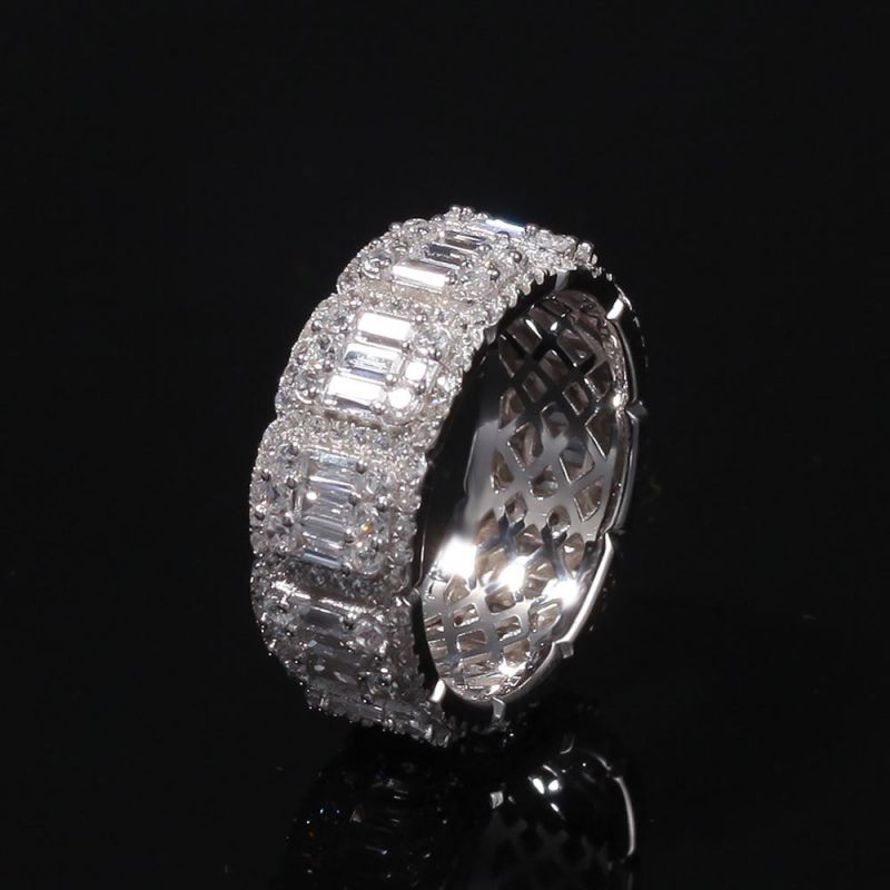 8mm Moissanite Baguette-Cut Halo Band in White Gold