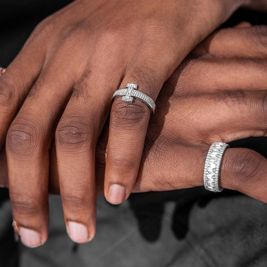 Street Style | Letter "I" Ring