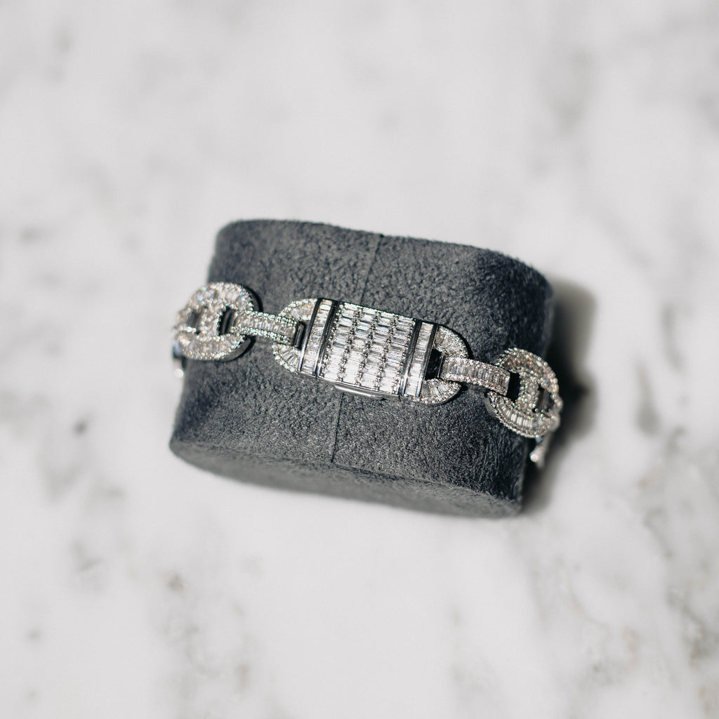 15mm Moissanite Baguette Mariner Bracelet White Gold