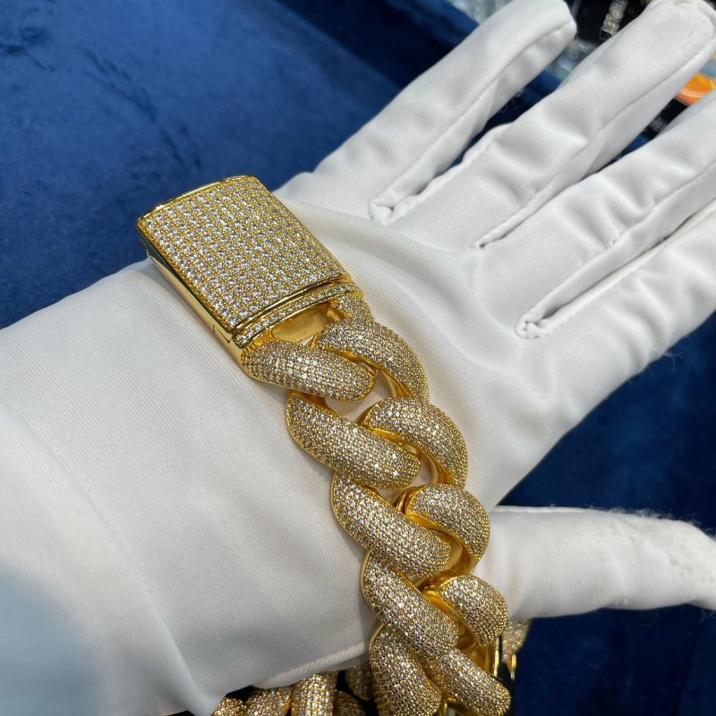 25mm Moissanite Full of Diamond Bubble Cuban Bracelet