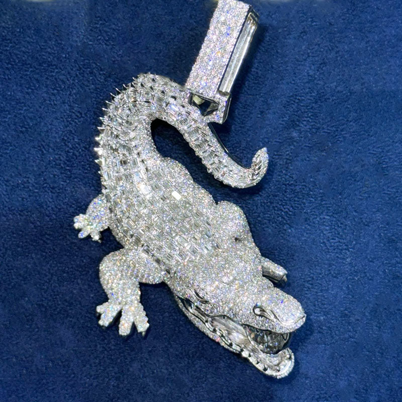 Hip Hop | Luxury Charm Crocodile Pendant