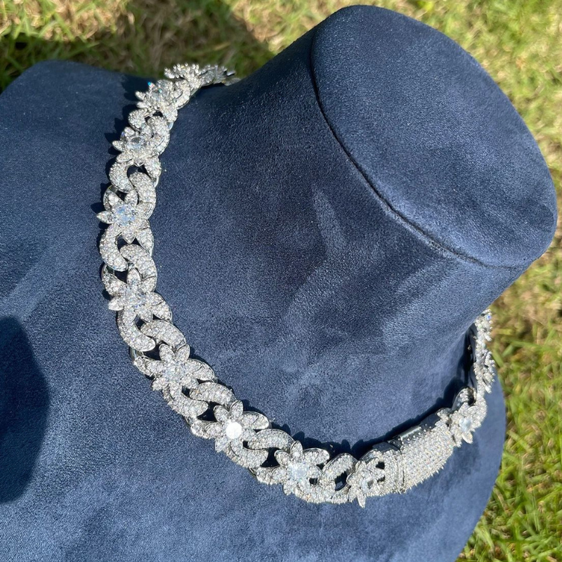 15mm Iced Out Flowers Sparkle Cuban Chain