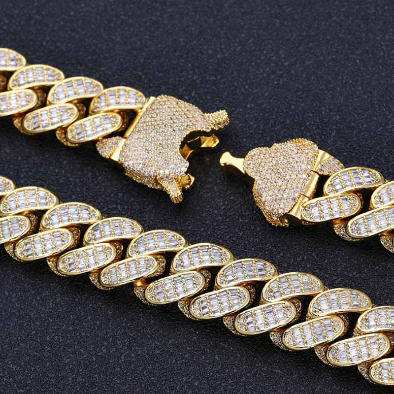 18mm Moissanite Exquisite Cuban Interface Bracelet