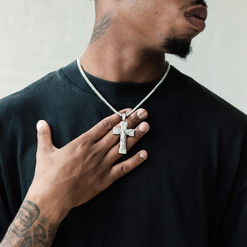 Emerald Crucifix White Gold Moissanite Pendant