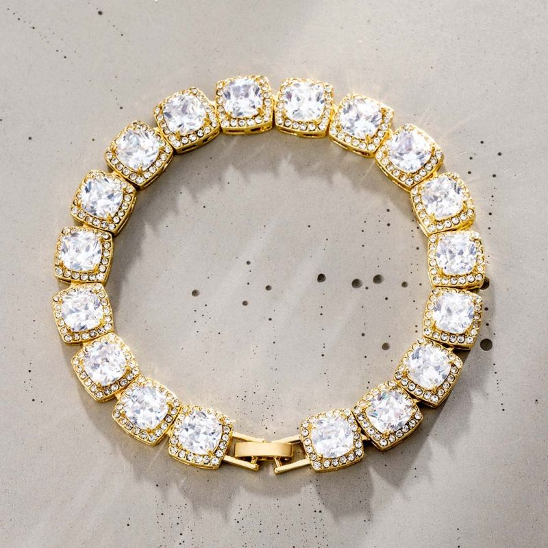 10mm Moissanite Clustered Tennis Bracelet in Gold