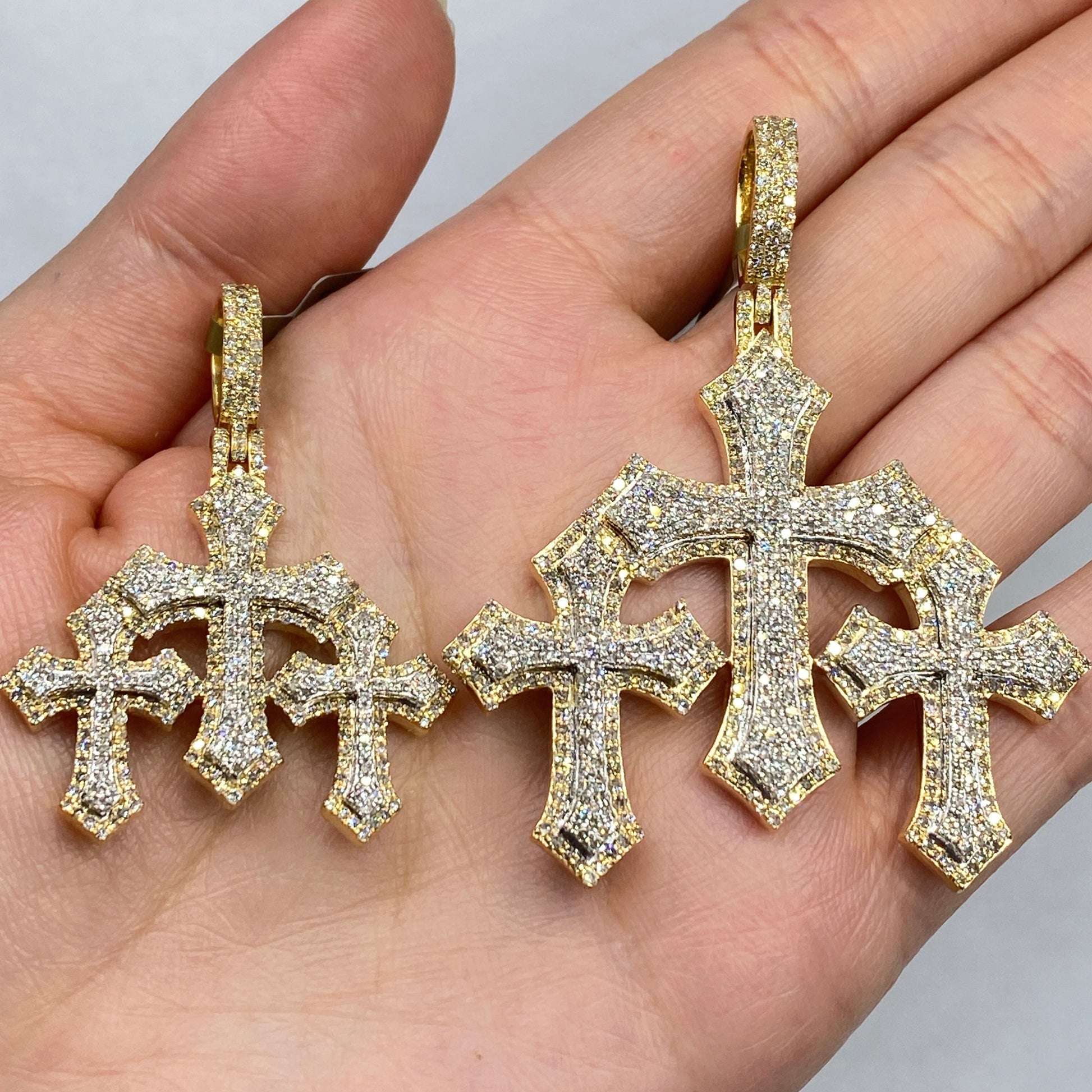 Cross Moissanite Diamond Pendant Set