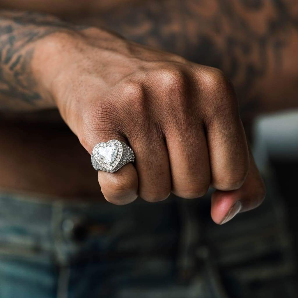 Street Style | "Clustered Heart" Ring