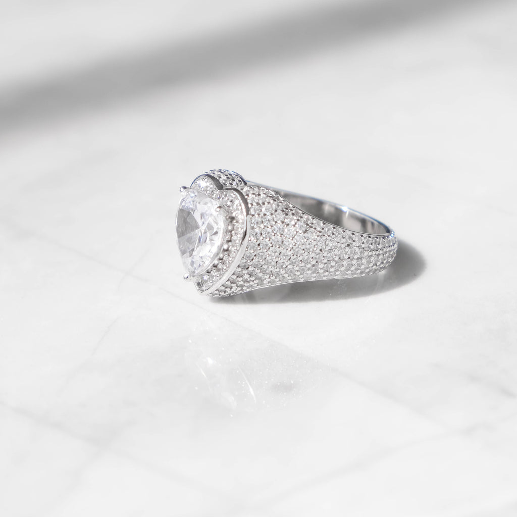 Street Style | "Clustered Heart" Ring