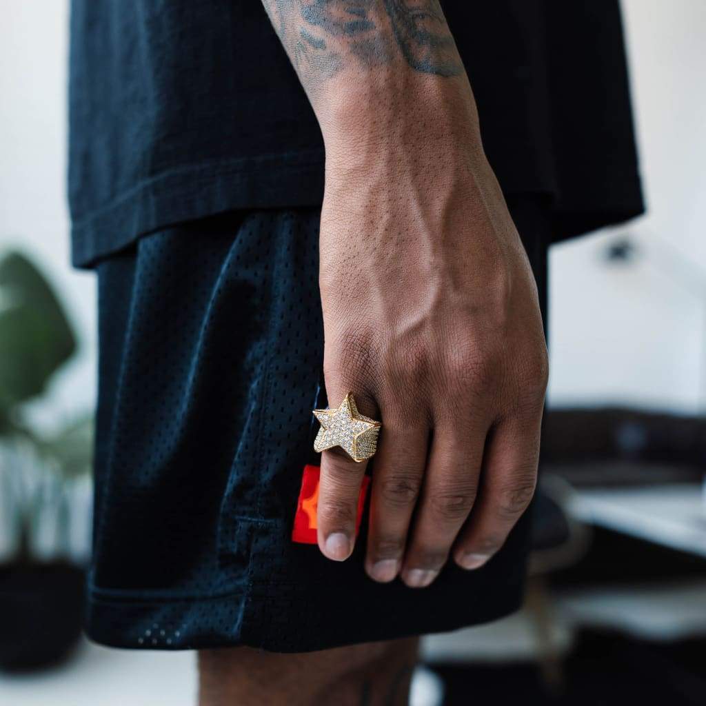 Moissanite Star Ring 18k Gold