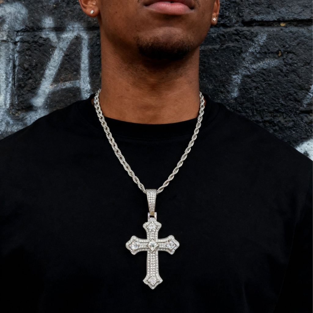 Hip - Hop Style Iced - Out Cross Pendant Necklace, Trendy Streetwear Jewelry for Urban Fashion Enthusiasts【A61】