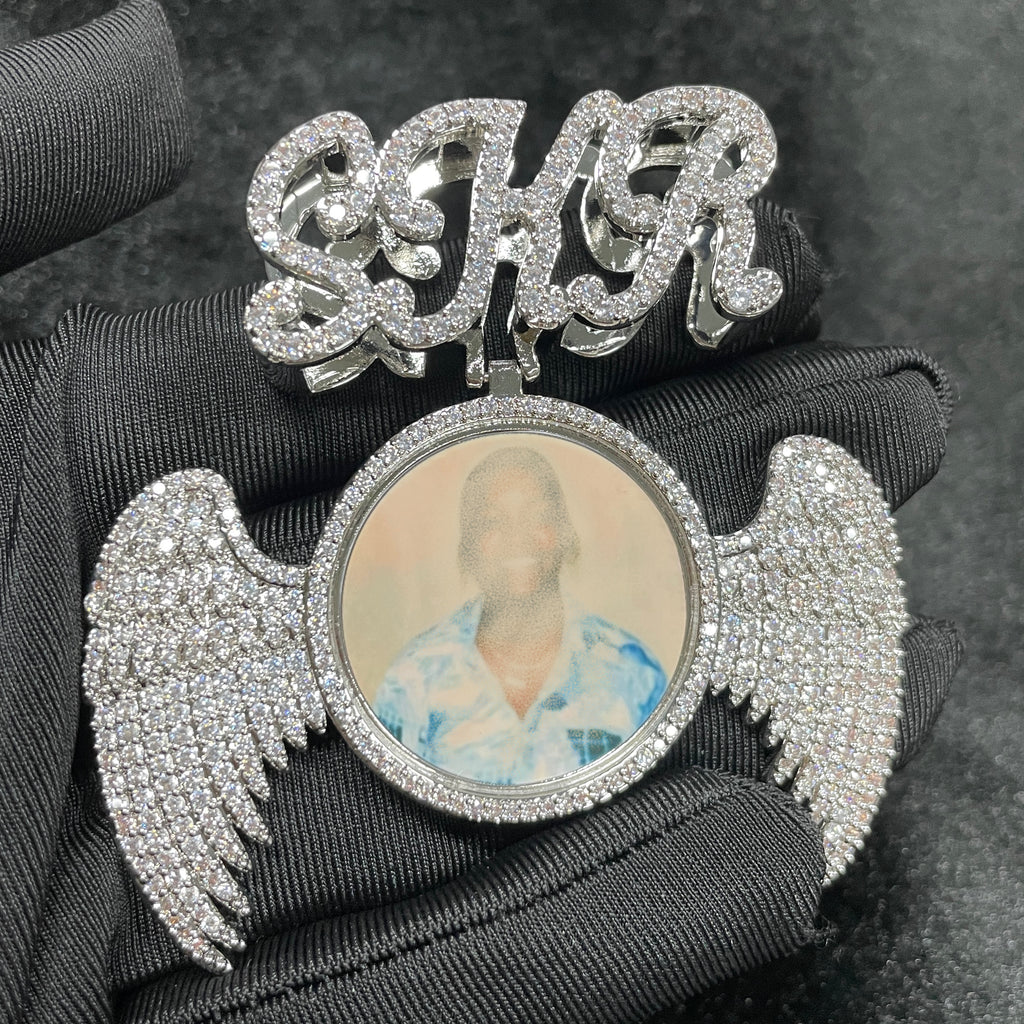 Moissanite SKR HipHop can be Customized Photo Wings Round Pendant