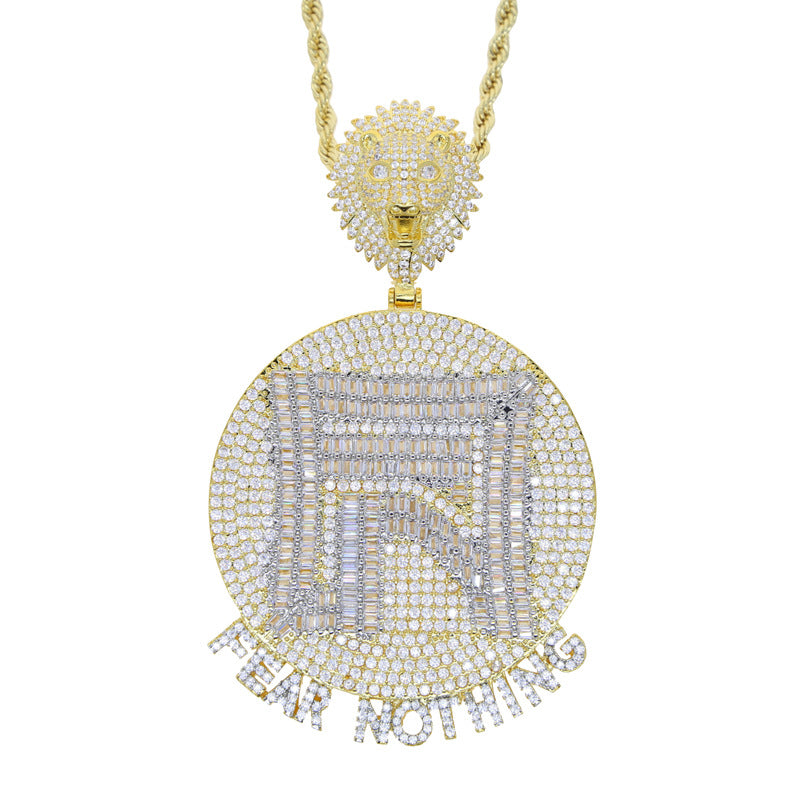 Street Style | "Fear Nothing Lion" Pendant