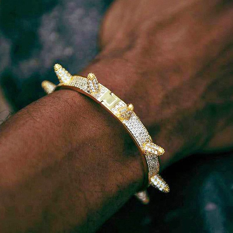Street Style | "Don't Mess With Me" Spike Bangle Bracelet