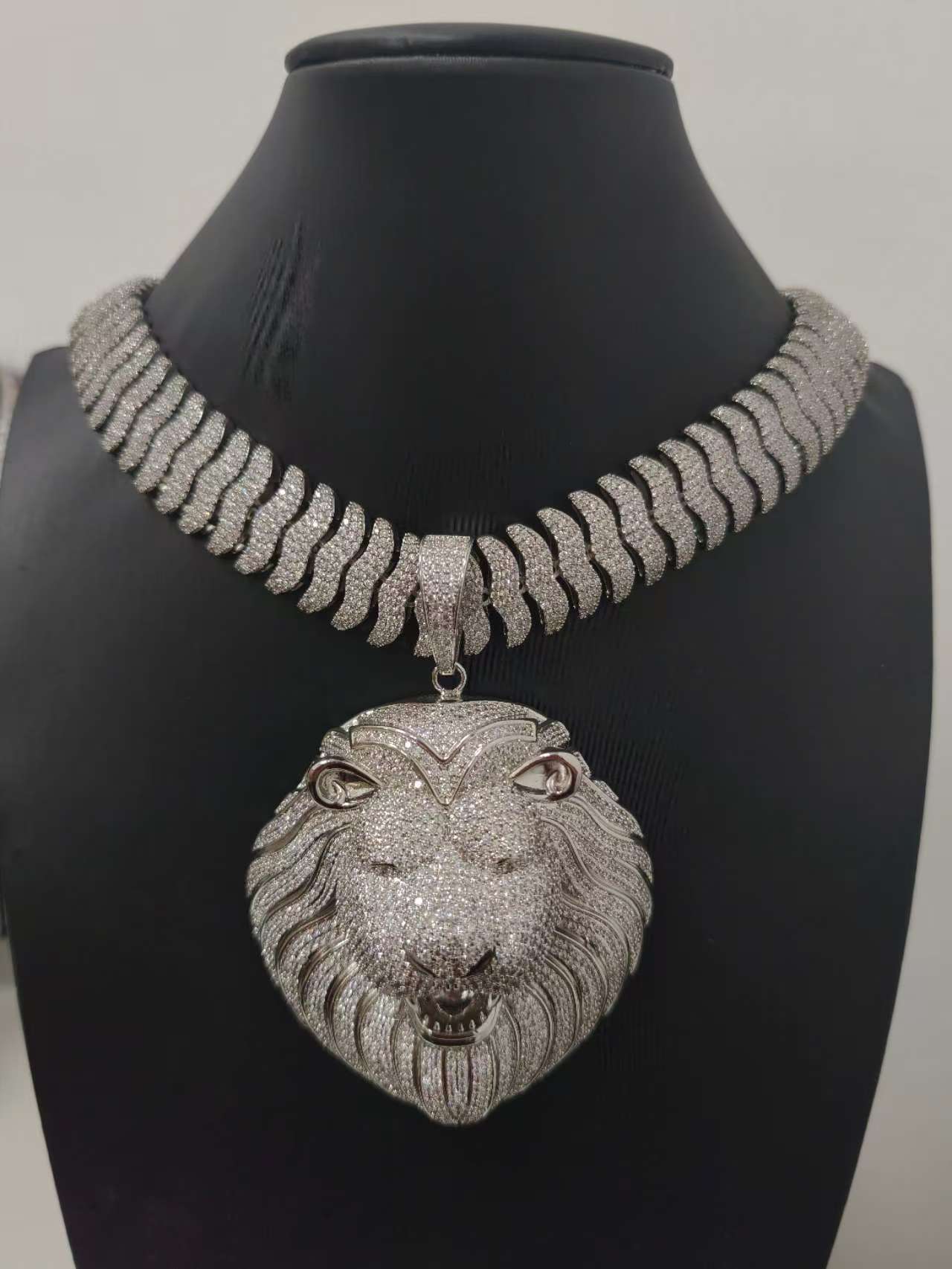 Exclusive customized service