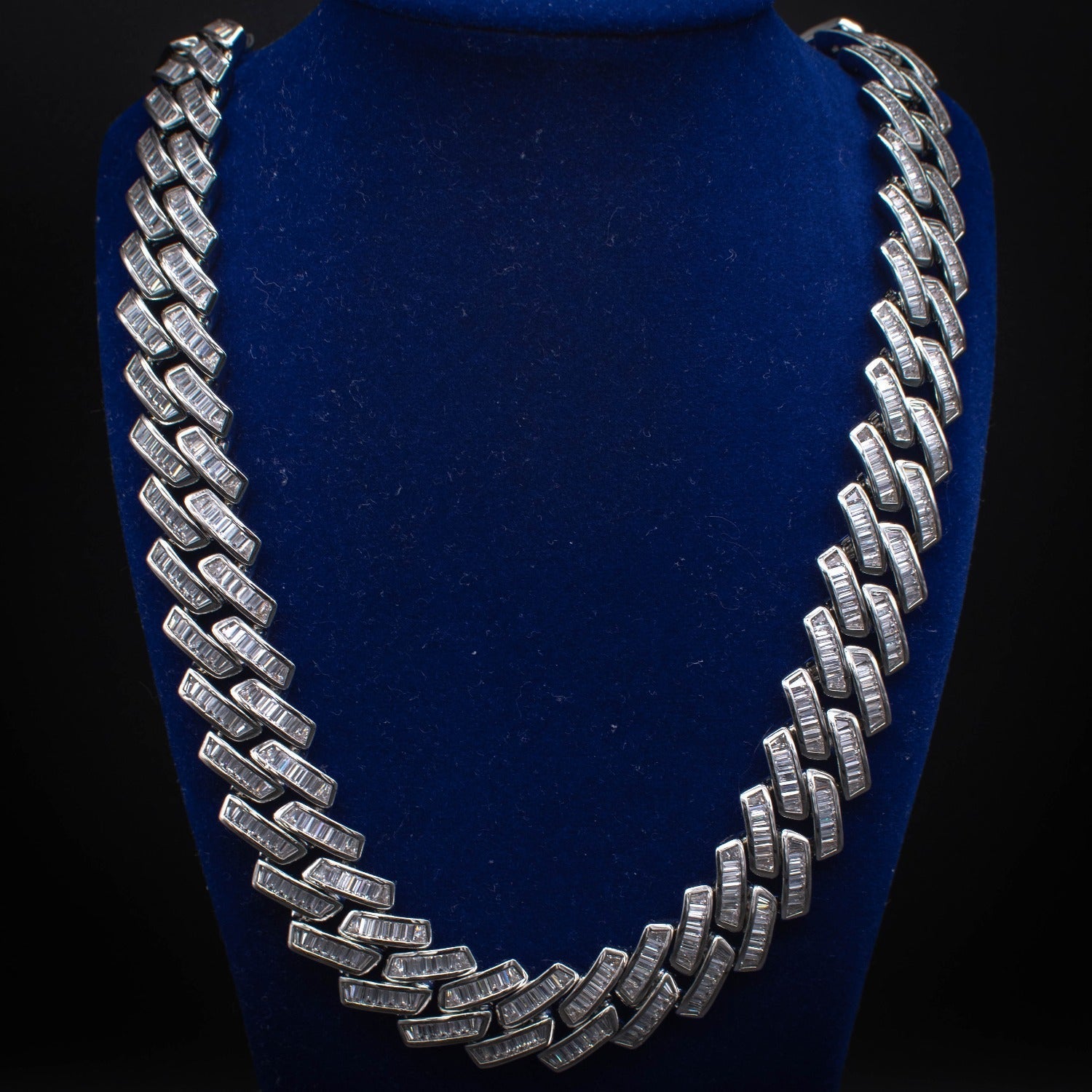 18mm Baguette Cuban Link Chain in White Gold