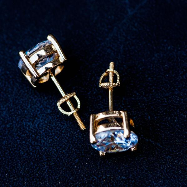 Round Cut Moissanite  Earrings