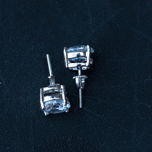 Round Cut Moissanite  Earrings
