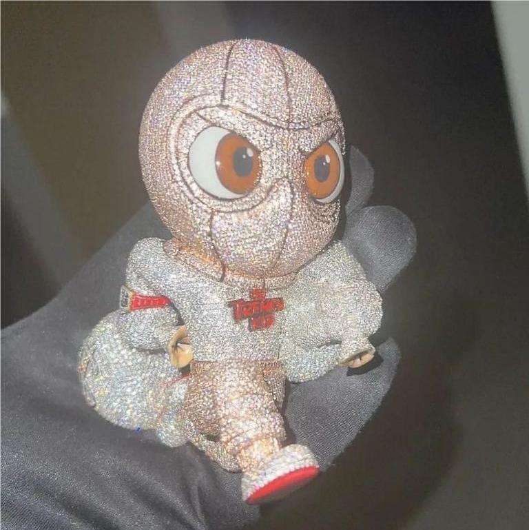 Street Style | Iced Out Masked Escape Thief Pendant