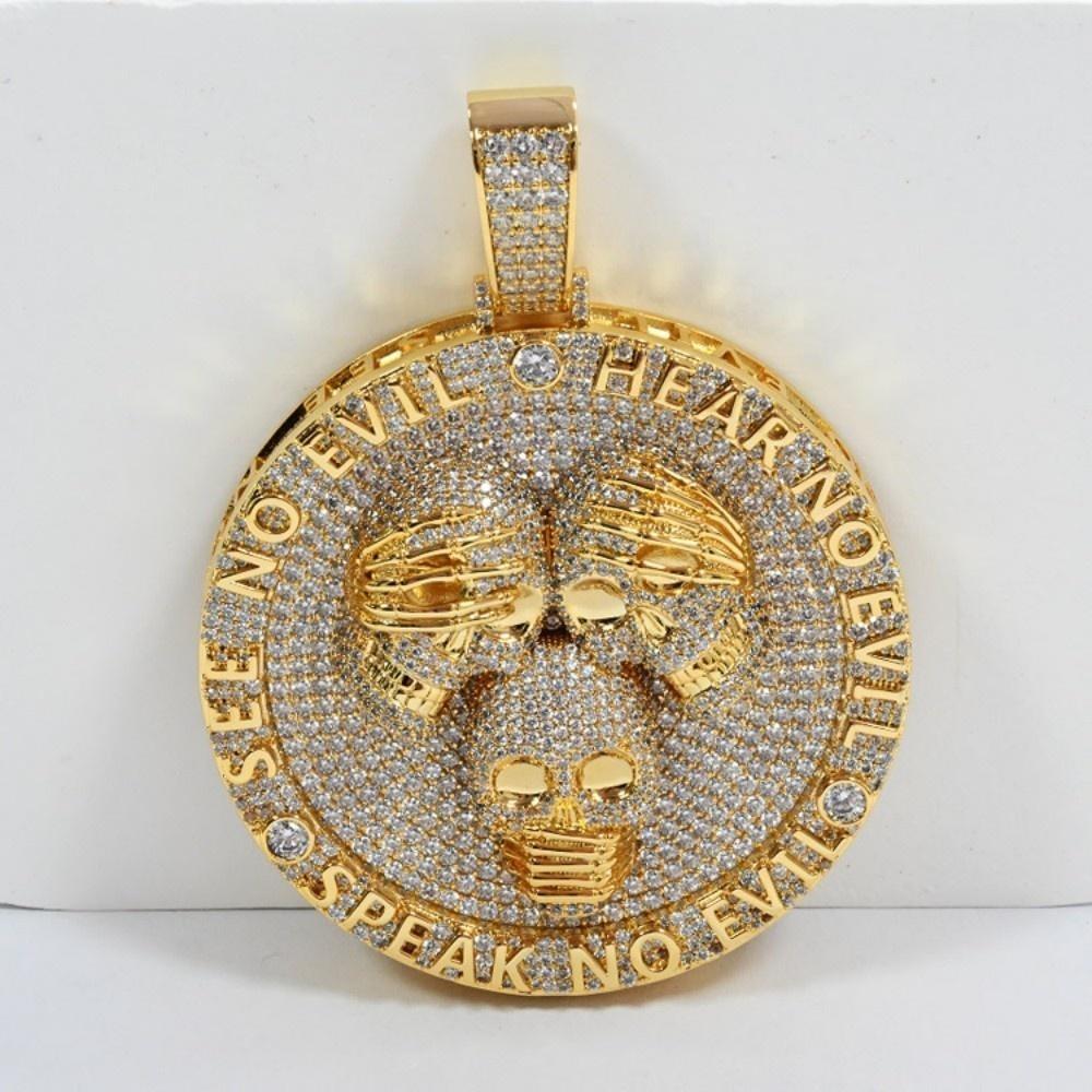 Street Style | “Hear No Evil, See No Evil, Speak No Evil” Pendant