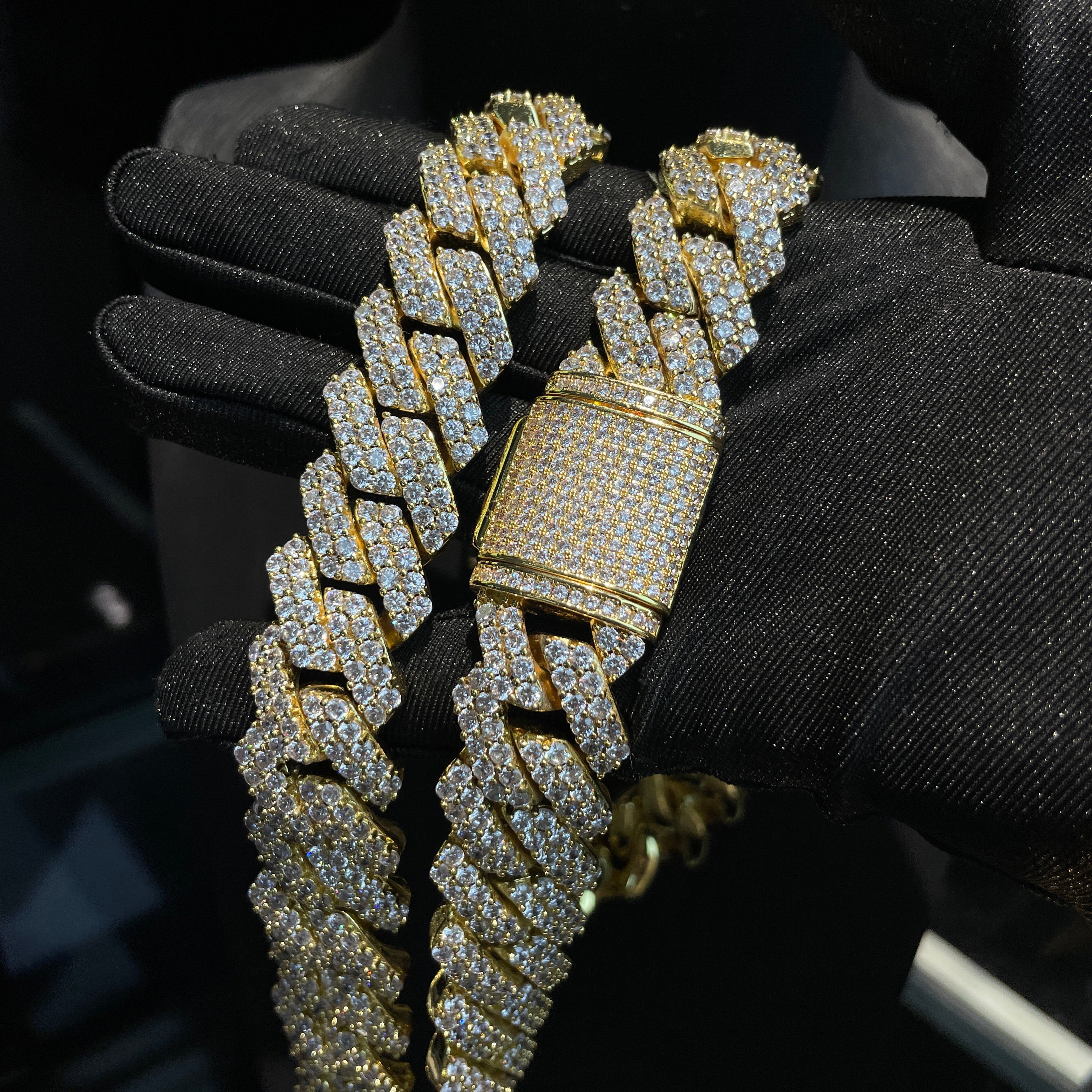 20mm Moissanite Full Drill Dense Rhombus Cuban Chain