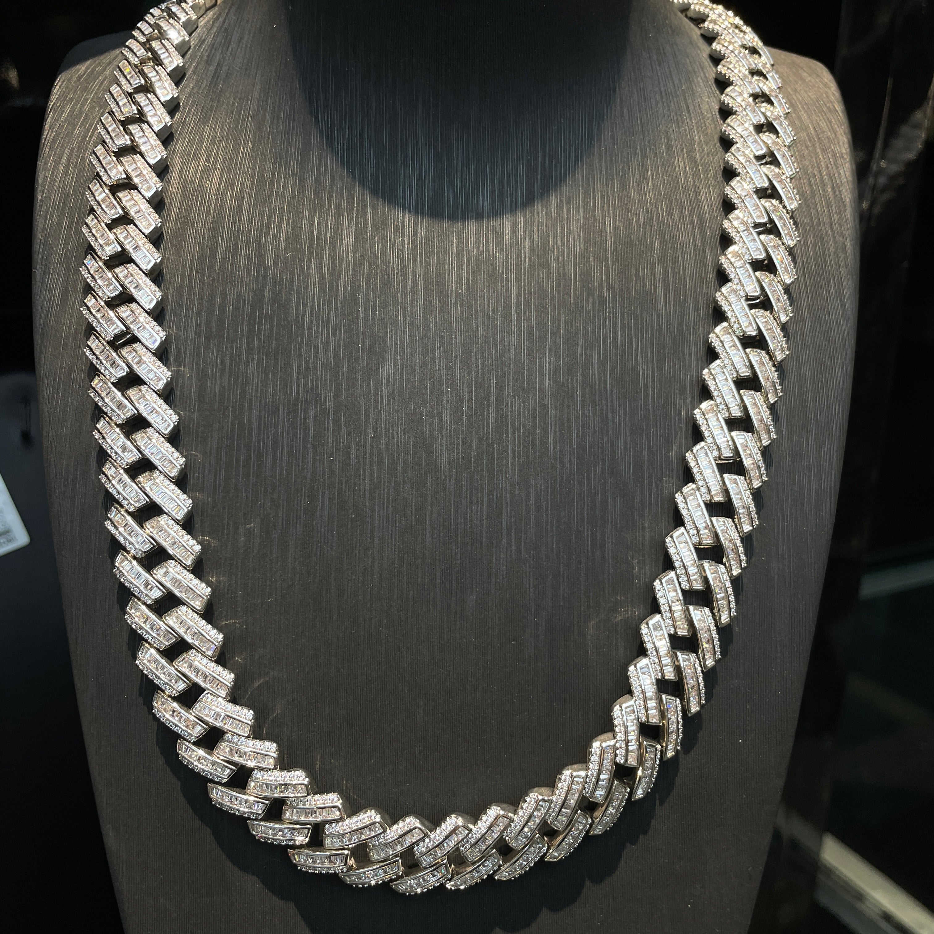 16mm Moissanite Personalized New Style Cuban Chain