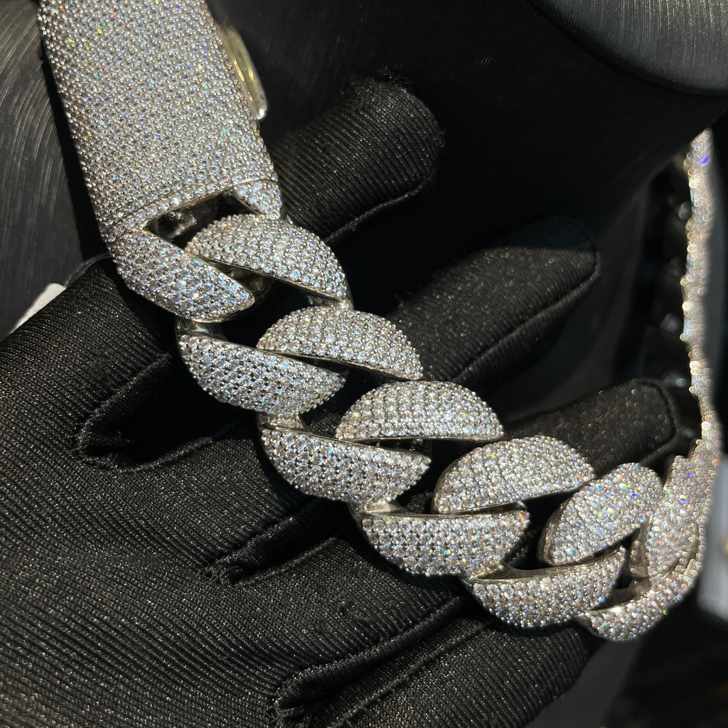 22mm Moissanite Four-Row Bubble Cuban Chain