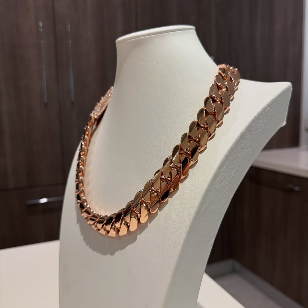 20mm Moissanite Custom Letter Buckle Cuban Chain