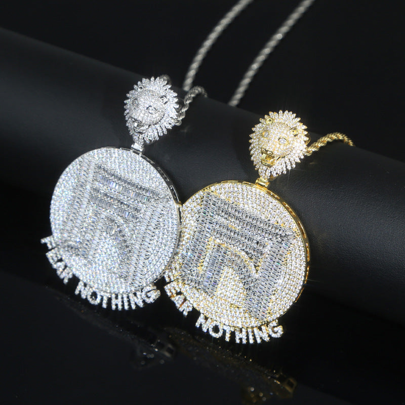 Street Style | "Fear Nothing Lion" Pendant