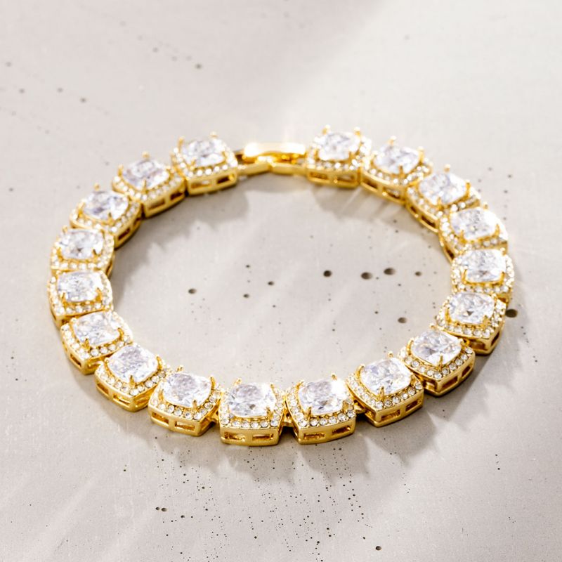 10mm Moissanite Clustered Tennis Bracelet in Gold