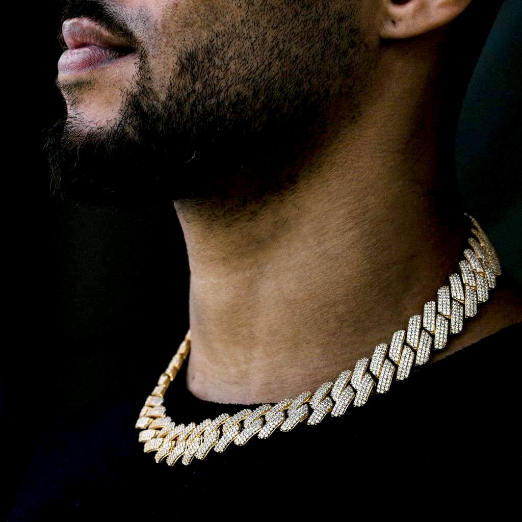 Iced Miami Chain - 20mm Width in 18K Gold